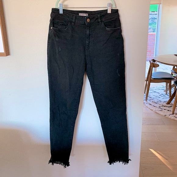 DL1961 Farrow Cropped High Rise Skinny Jeans in Black Size 27 with Ripped Hem - Picture 1 of 11